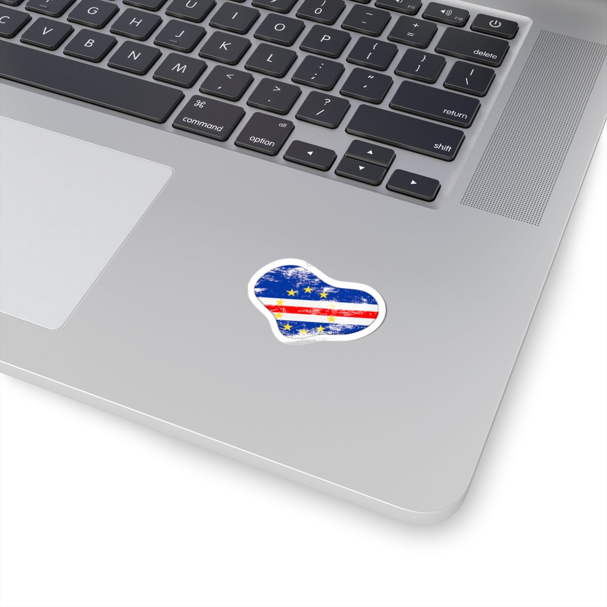 Cape Verde Flag Heart Sticker - Kiss-Cut Vinyl Decal for Laptops & Travel Gear